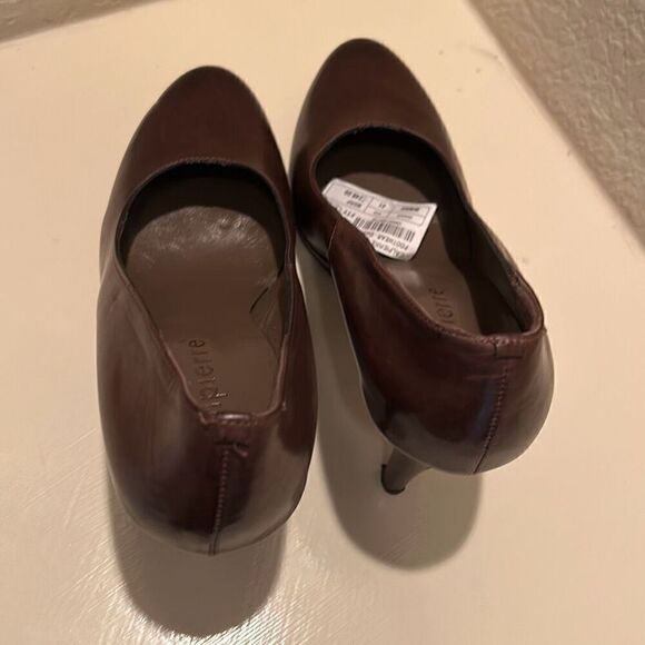 Calpierre Women's 41 Dark Brown Leather Platform Pump Heels Office Academia New - Picture 4 of 8